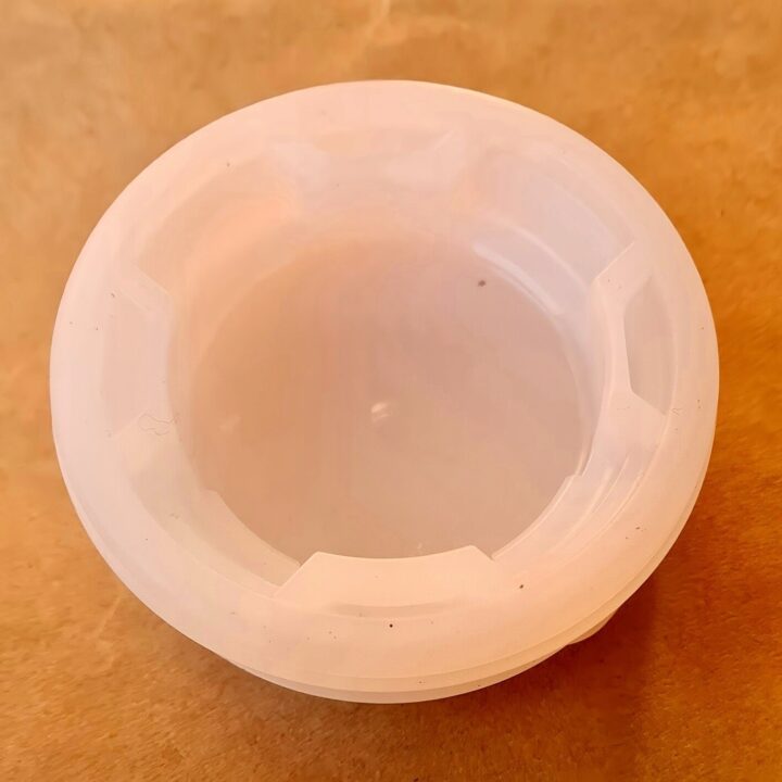 Muovitynnyrinkorkki 56mm
