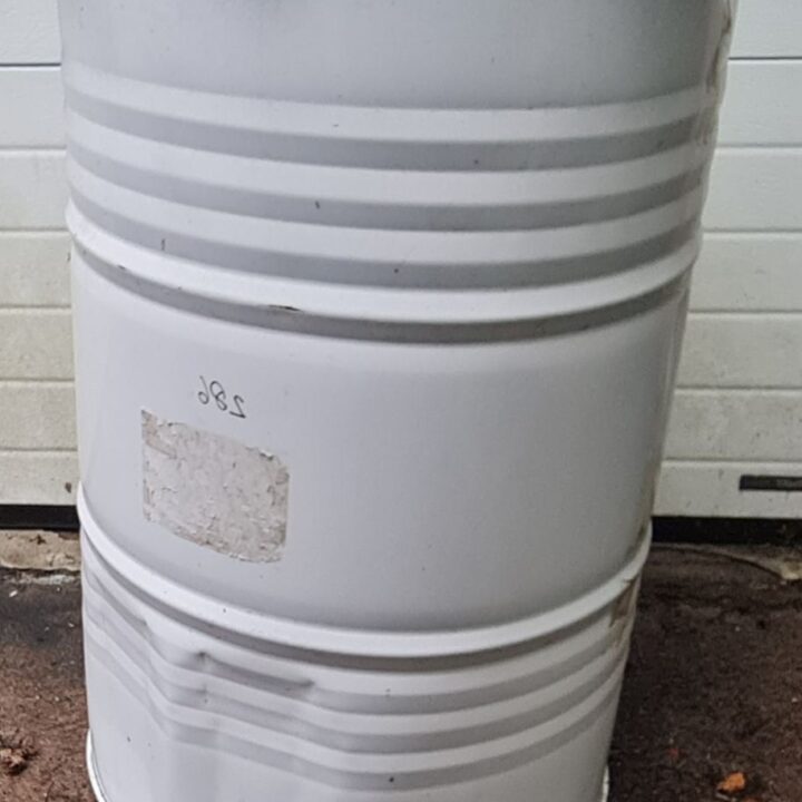 Metallitynnyri 200L 2 lk
